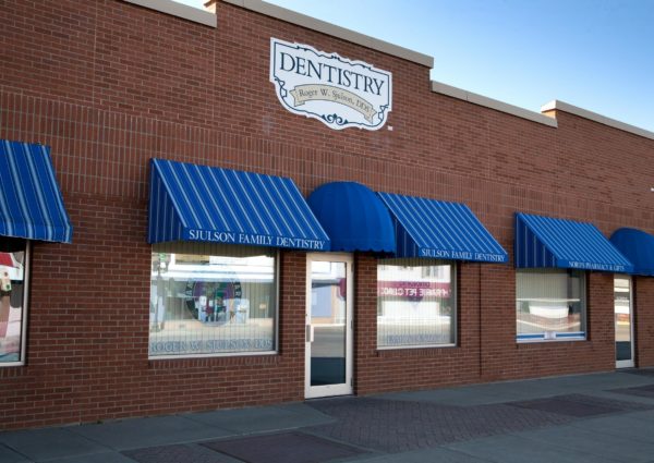 Sjulson Dentistry Office Exterior
